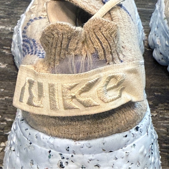 Nike Shoes Space Hippie 04 Sneakers Sail Astronomy Blue Beige Womens Size 7 Gym - Picture 6 of 13